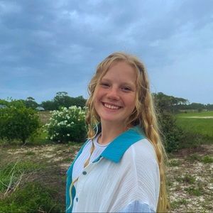 Meet your Posher, Karlee